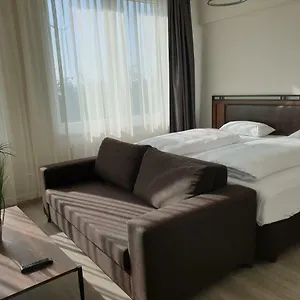 Motel Plus Schoenefeld Schoenefeld