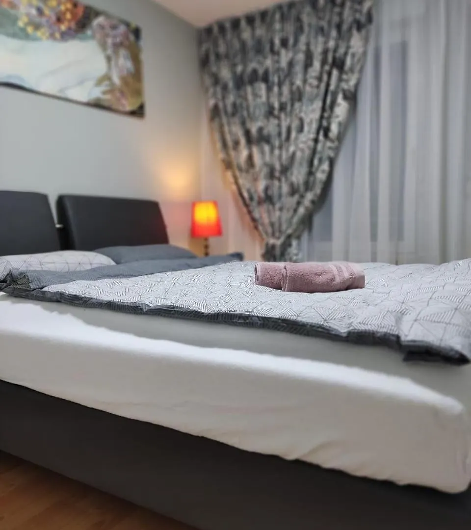 Nahe Airport Ber/ Adlershof Apartment Schoenefeld